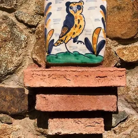 Schoenes Steinhaus El Buho * Alajar